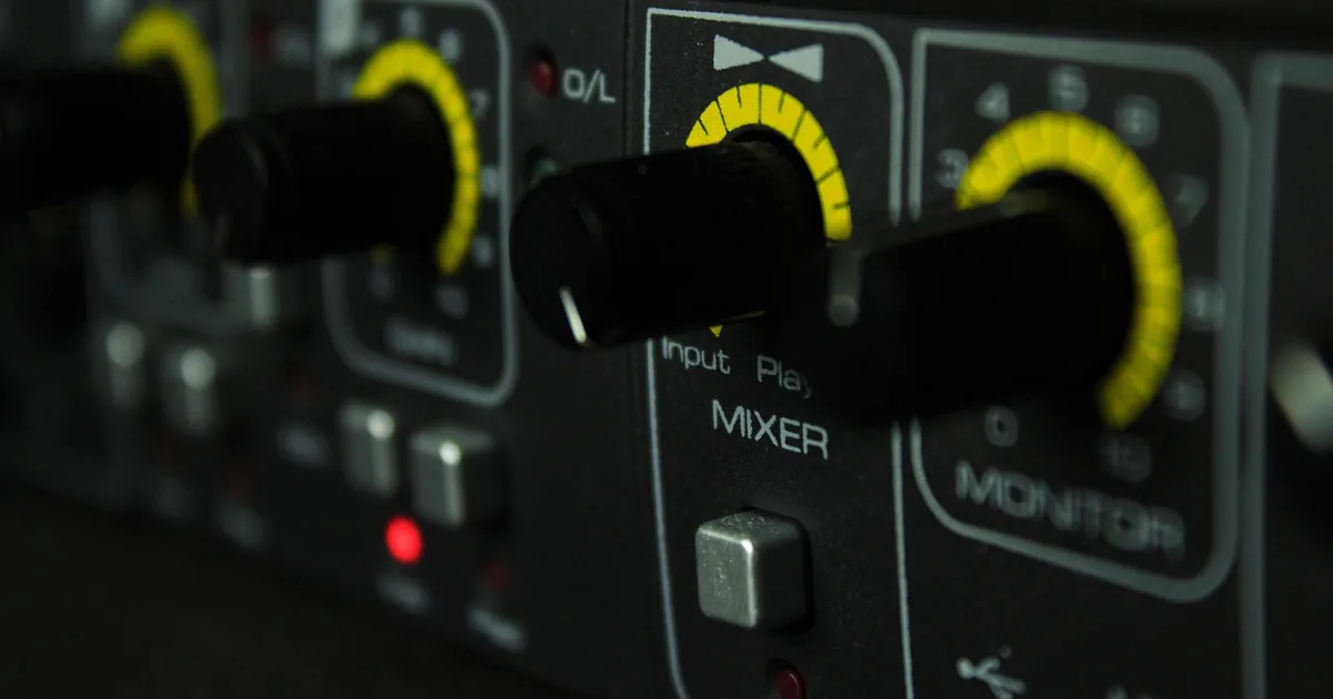 Der intelligenteste Weg, Izotope einzukaufen: Insider-Tipps + 2026 Codes